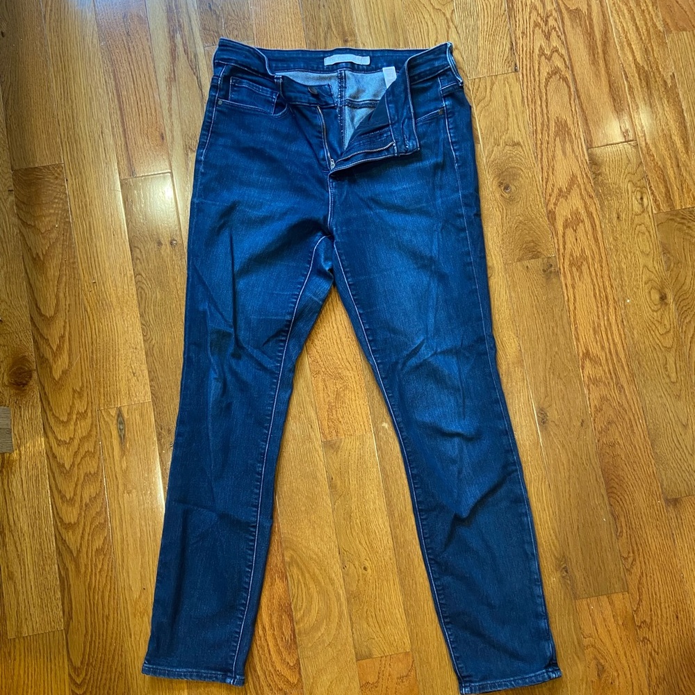 Athleta Jeans. Size 12. Stretchy, comfortable, and flattering. Dark blue denim.